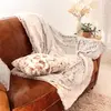 Image de Plaid tendance en imitation fourrure polyester/fourrure taupe 130x160