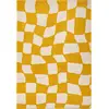 Image de Tapis vintage style année 70 à motif damier jaune 120x160