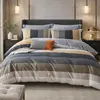 Image de Parure de lit en percale de coton rayé contemporain gris 240x220 cm