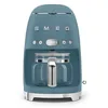 Image de Smeg, Machine à Café Filtre DCF02SBMEU, Fonction Arôme et Autostart, Carafe en Verre Jusqu'à 12 Tasses, 2 Niveaux d'Intensité, Mode Maintien au Chaud, 1050 W, Storm Blue en occasion ou reconditionné