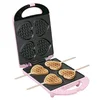 Image de Bestron Gaufrier pour de petites gaufres en forme de coeur piquées sur bâtonnet, Design rétro, Sweet Dreams, 780 W, Rose en occasion ou reconditionné