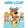 Image de Mini-loup à la piscine