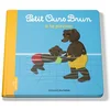 Image de Petit ours brun à la piscine