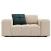 Image de Fauteuil en tissu velours beige clair