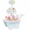 Image de Chariot de crèmes glacées en bois