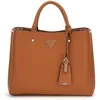 Image de GUESS sac à épaule Meridian II Girlfriend Satchel Cognac brun en occasion ou reconditionné