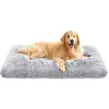 Image de Lit pour chien Feandrea, coussin pour chien, tapis doux pour chien, peluche longue, 122 x 74 cm, rembourrage moelleux, lavable, multifonctionnel, gris dégradé, modèle PGW204G01