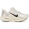 Image de Nike Vomero 18, couleur Blanc Summit/Lait de Coco (pour femmes) - Pointure EU 37,5