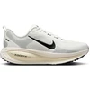 Image de Nike Vomero 18 Chaussures de course Blanc EU 44 Homme Blanc EU 44