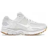 Image de Nike Zoom Vomero 5, couleur Blanc, Phantom, Blanc (pour femmes) - Pointure EU 36,5
