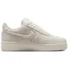 Image de Nike Air Force Femme - Baskets, Beige - Pointure 40 - Cuir