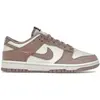 Image de Nike Dunk Low Malt Gold, version avec mini logo, pour femmes - Taille EU 38