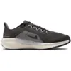 Image de Nike Pegasus Homme - Baskets, Gris - Pointure 45.5 - Maille/synthétique