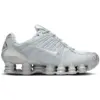 Image de Nike Shox Femme - Baskets, Gris - Pointure 40 - Plastique