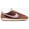 Image de Chaussures de sport Nike Pacific pour femmes, modèle à lacets, couleur marron, style décontracté