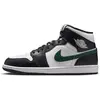 Image de Chaussures Nike Air Jordan 1 Mid DQ8426004
