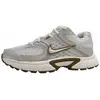 Image de Chaussures de sport Nike V5 RNR pour femmes, chaussures d'entraînement, chaussures de course, couleur beige