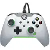 Image de PDP Manette filaire: Blanc fluoPour Xbox Series X|S, Xbox One et Windows 10/11 - Neuf