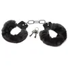 Image de XR Brands - Cuffed In Fur Menottes - Noir