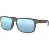 Image de Lunettes de soleil Oakley Holbrook 9102J9 Woodgrain/Prizm Deep H2O Polarized Lifestyle