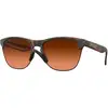 Image de Oakley Homme Oakley OO9374 FROGSKINS LITE 937450 Lunettes de soleil O_matter Marron Marron Ronde Normale Ombré