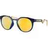Image de Oakley HSTN 92421152 Navy/Trans Blue/Prizm 24K Polarized Lunettes lifestyle