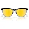 Image de Lunettes de soleil Oakley Frogskins, modèle Range, couleur noire mate, verres polarisés PRIZM 24K, taille unique