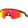 Image de Oakley Enfant Oakley OJ9015 RESISTOR SWEEP 901509 Lunettes de soleil O_Matière Noir Rouge Carré Normale