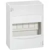 Image de Legrand 001306 : Boîtier de distribution mural, série Ekinoxe, couleur blanc signal, indice de protection IP30, longueur du câble 6 mètres, dimensions 160x128x74 mm