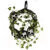 Image de Couronne de porte lierre et crÃ¢nes 40 cm