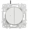 Image de Double va-et-vient ou poussoir odace lumineux LED 0,15mA - 10AX - blanc craie - SCHNEIDER - S920273