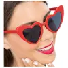 Image de Lunettes monture cœur - Rouge