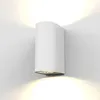 Image de B.k.licht - Applique Murale Led Pour Extérieur Ou Intérieur, Blanche, Spot Mural Gu10 (5w), 2 Spots De 400lm Chacun, Éclairage Moderne Jardin, Terrasse, Garage Ou Pièces D'Habitation, Ip44