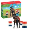 Image de Figurine Cowgirl et Tonneaux de Racing, avec figurine et cheval, 42576 Farm World - Neuf