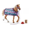 Image de Schleich 42360 Thoroughbred anglais avec couverture