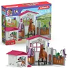Image de Box avec Jument Hanovrien et Berger Australien, Figurine cheval et accessoires, 72218 Horse Club, des 5 ans - Neuf