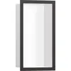 Image de hansgrohe XtraStoris Individual, niche murale mat blanche avec cadre design 300/150/100, finition chrome noir brossé