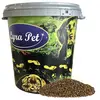 Image de 10 kg de vesces Lyra Pet® en bac de 30 L