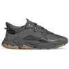 Image de Baskets Adidas Ozweego Hommes