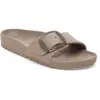 Image de Birkenstock Mules 1030479 marron pour homme