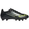 Image de Chaussures de football unisex Adidas F50 Club, adaptées aux terrains fermes et polyvalents, couleur noir/gris