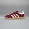 Image de adidas Handball Spezial Maroon Cream White (Women's) - 42 Taille : 42
