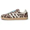 Image de adidas Samba OG, motif vache, tissu lin cristal - Taille : 39 1/3
