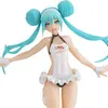 Image de Figurine HATSUNE MIKU RACING 2022 Tropical Maid Ver. - Banpresto Figurine - BP19612P