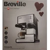 Image de Breville VCF045X Machine à café et expresso PrimaLatte, convient pour le café en poudre ou en dosettes, 15 bars, mousseur à lait, argent/blanc