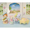 Image de Mini-figurines - SYLVANIAN FAMILIES - Le concert de la crèche - À partir de 3 ans