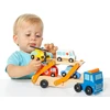 Image de Ambulance avec véhicules en bois