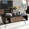 Image de Skye Decor, table basse moderne avec pieds en métal, noir et noyer, 120 x 60 x 45,6 cm | Panneau de particules 100 % mélaminé, épaisseur 18 mm | Fixation murale possible, nombreuses étagères.