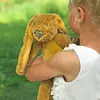 Image de Happy Horse Doudou lapin Richie grand ocre - Lapin en peluche 58cm