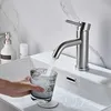 Image de Robinet Salle De Bain,robinet De Lavabo,mitigeur Lavabo Monocommande Réglable Chaud Et Froid,argent